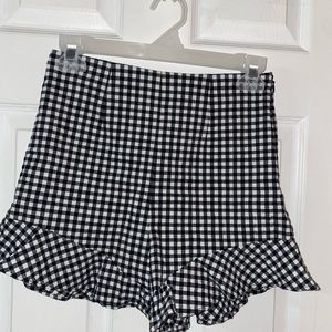 White and black short